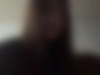 Live cam show with YungWillmann - Striptease on Gym Cam Girls