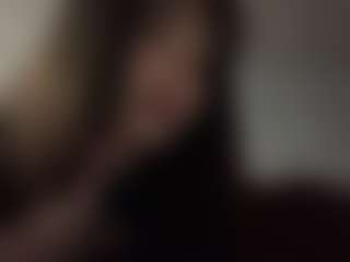 Live cam show with YungWillmann - Smoking on AdultVida.com