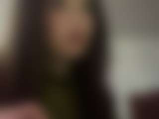 Live cam show with YungWillmann - Smoking on boobsie.com