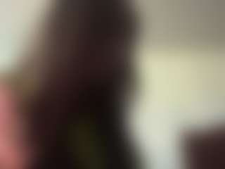 Live cam show with YungWillmann - Normal on Latina Girls