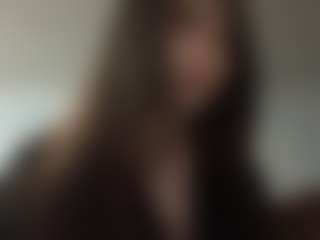 Live cam show with YungWillmann - Public on Streamer API