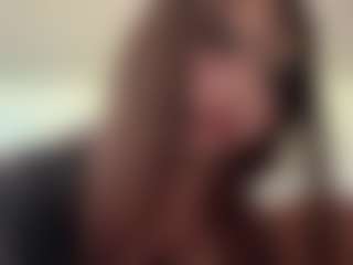 Live cam show with YungWillmann - Cute on Milfs Live