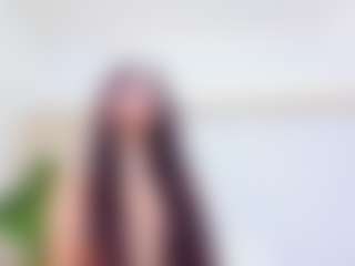 Live cam show with Zendaya - Strip on milfzrlive.com