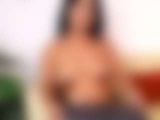 bellacurvy-1's Live Sex Cam Show