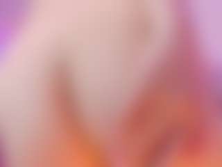 Live cam show with CamilleBlair - Oil on CSO-WL