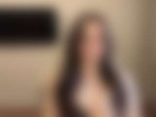 ChanellDworak's Live Sex Cam Show