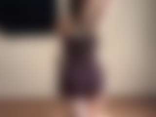 Live cam show with ChanellDworak - Butt Plug on Camsoda