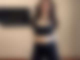 ChanellDworak's Live Sex Cam Show