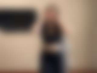 ChanellDworak's Live Sex Cam Show