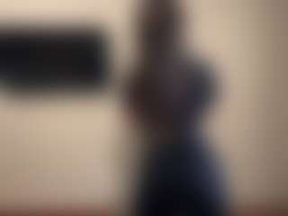 ChanellDworak's Live Sex Cam Show
