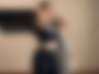 ChanellDworak's Live Sex Cam Show