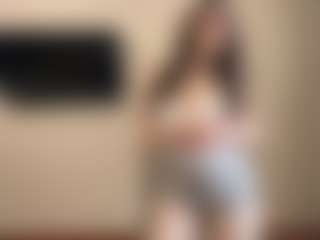 ChanellDworak's Live Sex Cam Show