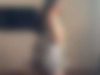 ChanellDworak's Live Sex Cam Show