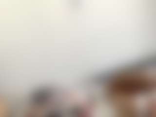 Live cam show with GiuseppinaSolberg - Small Tits on Dare Cams