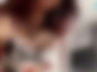 Live cam show with GiuseppinaSolberg - Brown Eyes on hotwifechat.live