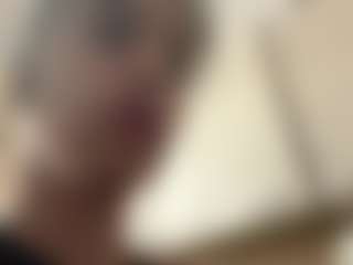 GiuseppinaSolberg's Live Sex Cam Show