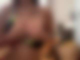 Live cam show with GiuseppinaSolberg - Public on Camsoda Late Night
