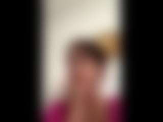 Live cam show with GiuseppinaSolberg - Average on Camming Site