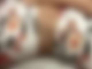 Live cam show with GiuseppinaSolberg - Average on Camsoda