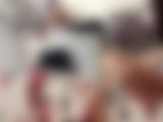 Live cam show with GiuseppinaSolberg - Average on fapnchat