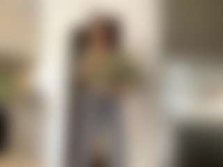 Live cam show with GiuseppinaSolberg - Nipple Piercings on realtime-chat