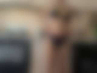 Live cam show with GiuseppinaSolberg - Latina on livesuperchat.net