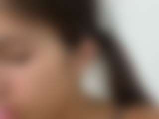Live cam show with GiuseppinaSolberg - Facial Piercings on Gym Cam Girls