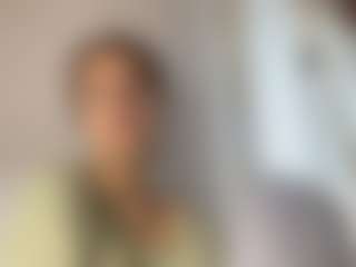 Live cam show with GiuseppinaSolberg - Petite on crypto-cams
