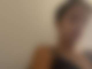 Live cam show with GiuseppinaSolberg - Facial Piercings on CamwithHer