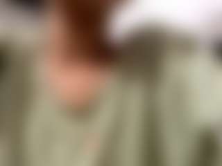 Live cam show with GiuseppinaSolberg - Hairy Pussy Latina on Milfs Live