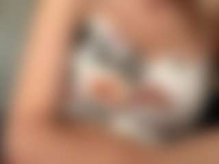 Live cam show with GiuseppinaSolberg - Petite on Camsoda