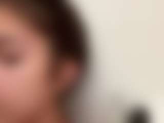 Live cam show with GiuseppinaSolberg - Lesbian on SmokeAndPoke