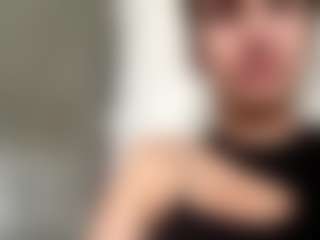 GiuseppinaSolberg's Live Sex Cam Show