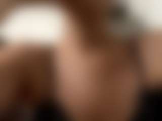 GiuseppinaSolberg's Live Sex Cam Show
