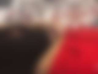 Live-Cam-Show mit GiuseppinaSolberg - Athletic Public auf Camsoda