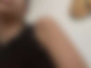 Live cam show with GiuseppinaSolberg - Athletic on Free Soda