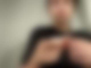 Live cam show with GiuseppinaSolberg - Athletic Public on xblisslive.com