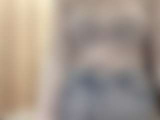 Live cam show with LailaImeson - Blue Eyes on Mixed Magazine Live