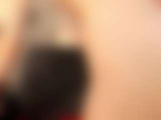 LauraPurr's Live Sex Cam Show