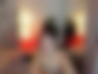 LauraPurr's Live Sex Cam Show