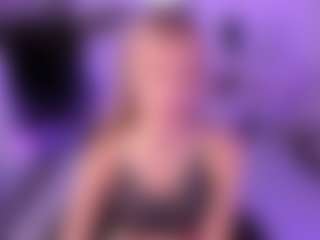 Live cam show with LauraPurr - Upskirt on Camming Site