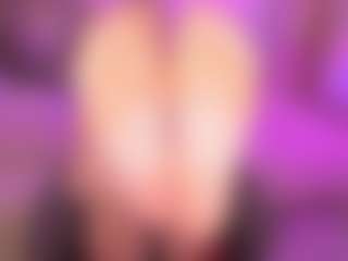 LauraPurr's Live Sex Cam Show