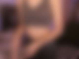 LauraPurr's Live Sex Cam Show