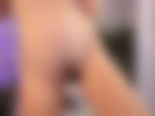 LauraPurr's Live Sex Cam Show