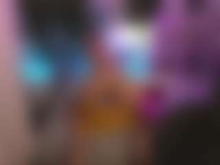 Live cam show with LauraPurr - Camel Toe on CSO-WL
