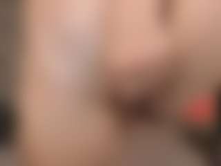 LauraPurr's Live Sex Cam Show