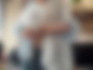 Live cam show with LouisDegen - Ebony on CamwithHer
