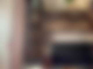 Live cam show with LouisDegen - Shaved Pussy on friskycurves.com