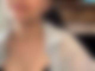 Live cam show with LouisDegen - Squirt on Pornisteam.com