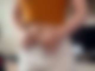 Live cam show with LouisDegen - Average on studioflirtlive.com